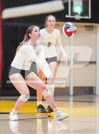 Thumbnail 1 in Alameda vs. Willows (CIF Division 4 Round 1) photogallery.
