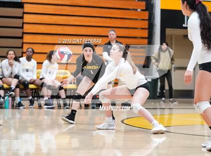 Thumbnail 3 in Alameda vs. Willows (CIF Division 4 Round 1) photogallery.