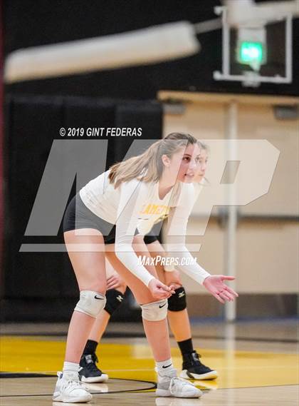 Thumbnail 2 in Alameda vs. Willows (CIF Division 4 Round 1) photogallery.