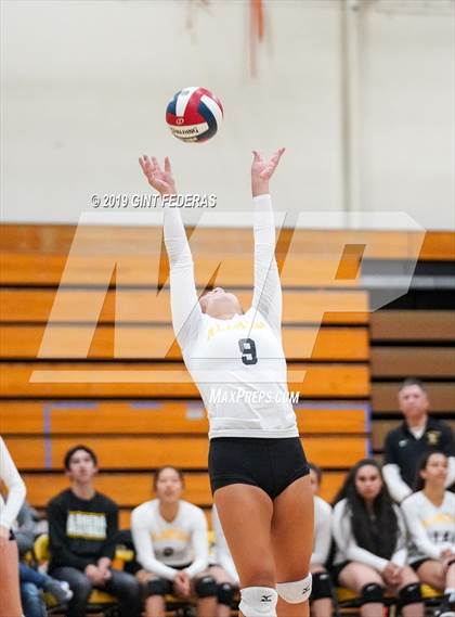 Thumbnail 1 in Alameda vs. Willows (CIF Division 4 Round 1) photogallery.