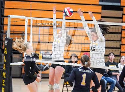Thumbnail 1 in Alameda vs. Willows (CIF Division 4 Round 1) photogallery.