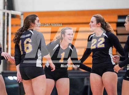 Thumbnail 2 in Alameda vs. Willows (CIF Division 4 Round 1) photogallery.