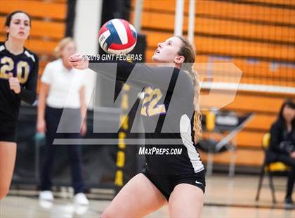 Thumbnail 1 in Alameda vs. Willows (CIF Division 4 Round 1) photogallery.