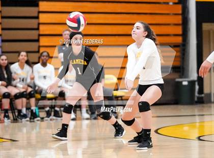 Thumbnail 2 in Alameda vs. Willows (CIF Division 4 Round 1) photogallery.
