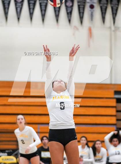 Thumbnail 3 in Alameda vs. Willows (CIF Division 4 Round 1) photogallery.