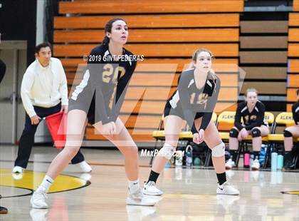 Thumbnail 1 in Alameda vs. Willows (CIF Division 4 Round 1) photogallery.