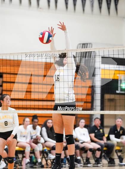 Thumbnail 3 in Alameda vs. Willows (CIF Division 4 Round 1) photogallery.