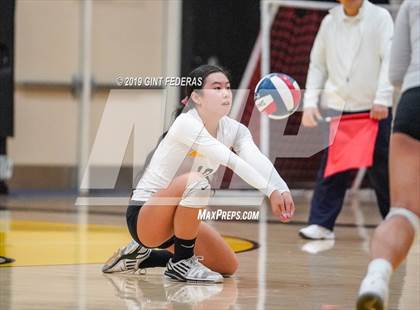 Thumbnail 3 in Alameda vs. Willows (CIF Division 4 Round 1) photogallery.