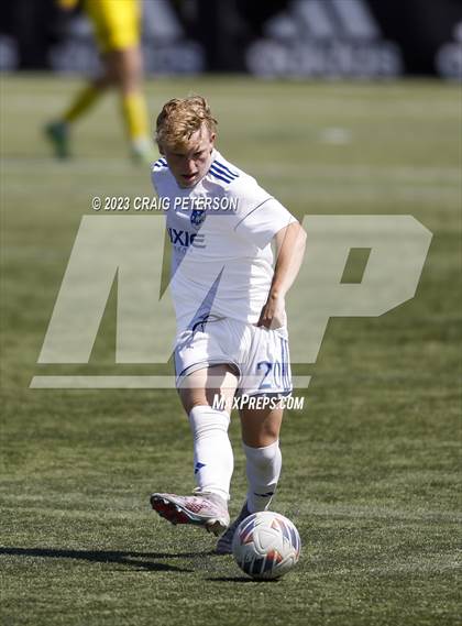 Thumbnail 3 in Green Canyon vs. Dixie (UHSAA 4A Semifinal) photogallery.