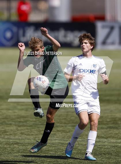 Thumbnail 2 in Green Canyon vs. Dixie (UHSAA 4A Semifinal) photogallery.
