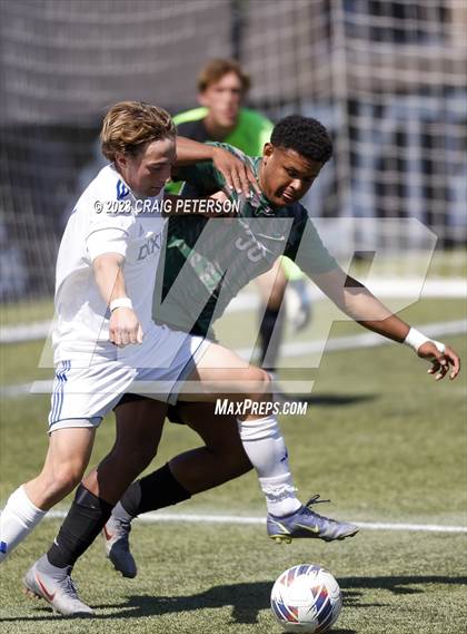Thumbnail 3 in Green Canyon vs. Dixie (UHSAA 4A Semifinal) photogallery.