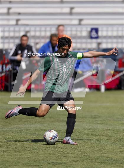 Thumbnail 2 in Green Canyon vs. Dixie (UHSAA 4A Semifinal) photogallery.