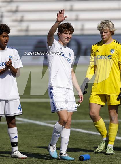 Thumbnail 2 in Green Canyon vs. Dixie (UHSAA 4A Semifinal) photogallery.