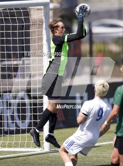 Thumbnail 1 in Green Canyon vs. Dixie (UHSAA 4A Semifinal) photogallery.
