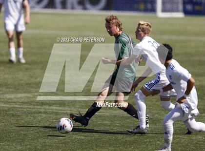 Thumbnail 2 in Green Canyon vs. Dixie (UHSAA 4A Semifinal) photogallery.