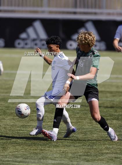 Thumbnail 1 in Green Canyon vs. Dixie (UHSAA 4A Semifinal) photogallery.