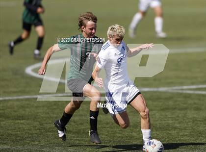 Thumbnail 2 in Green Canyon vs. Dixie (UHSAA 4A Semifinal) photogallery.