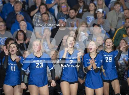 Thumbnail 3 in McDonell Central vs. Clear Lake (WIAA D4 Sectional Semifinal)  photogallery.