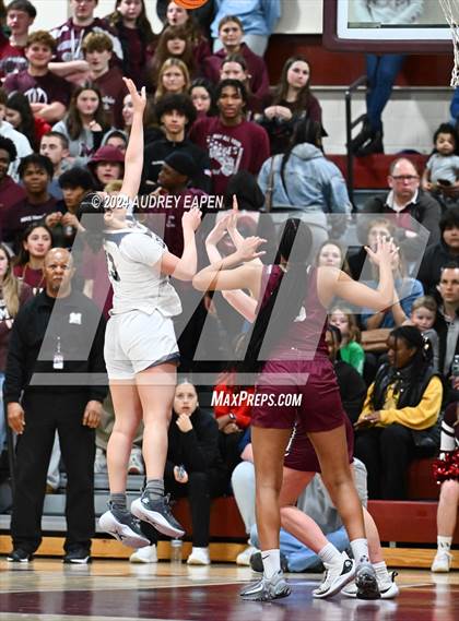 Thumbnail 2 in Union City @ Morristown (NJSIAA North Jersey Section 1 Group 4 Final) photogallery.