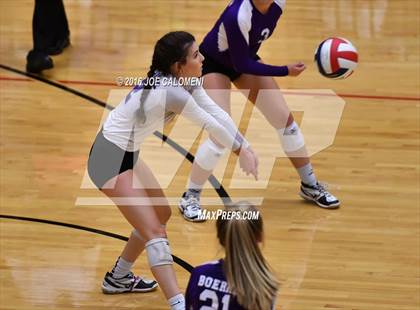 Thumbnail 1 in Boerne vs La Vernia (Class 5A BiDistrict) photogallery.