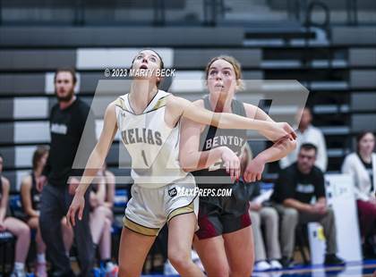 Thumbnail 1 in Helias vs Benton (Jefferson Bank Holiday Hoops) photogallery.