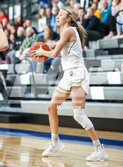 Thumbnail 3 in Helias vs Benton (Jefferson Bank Holiday Hoops) photogallery.