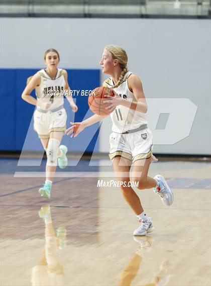 Thumbnail 2 in Helias vs Benton (Jefferson Bank Holiday Hoops) photogallery.