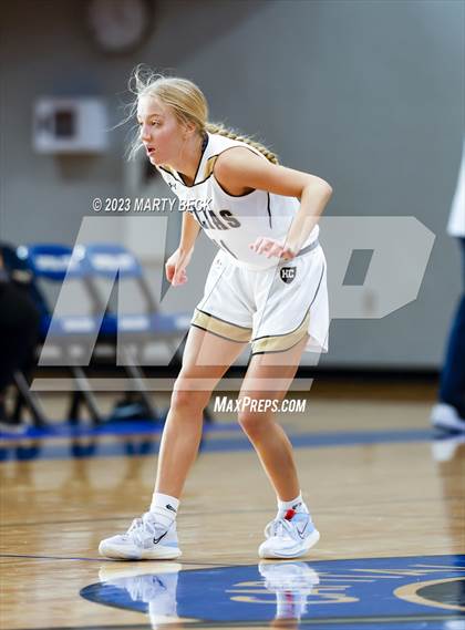 Thumbnail 3 in Helias vs Benton (Jefferson Bank Holiday Hoops) photogallery.