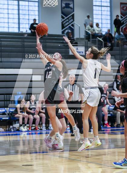 Thumbnail 3 in Helias vs Benton (Jefferson Bank Holiday Hoops) photogallery.