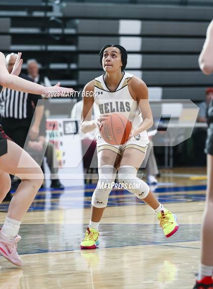 Thumbnail 2 in Helias vs Benton (Jefferson Bank Holiday Hoops) photogallery.