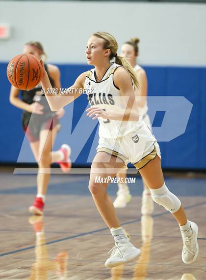 Thumbnail 3 in Helias vs Benton (Jefferson Bank Holiday Hoops) photogallery.