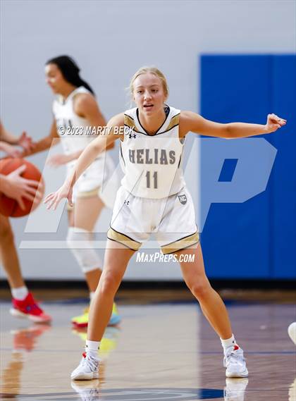Thumbnail 1 in Helias vs Benton (Jefferson Bank Holiday Hoops) photogallery.