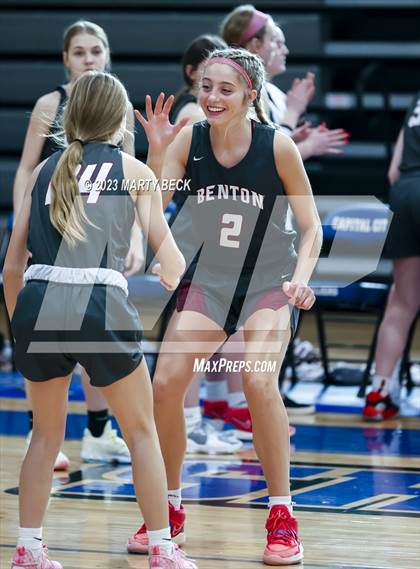 Thumbnail 1 in Helias vs Benton (Jefferson Bank Holiday Hoops) photogallery.