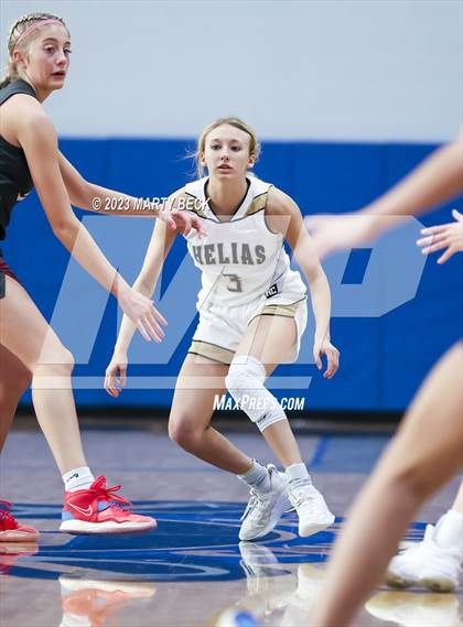 Thumbnail 1 in Helias vs Benton (Jefferson Bank Holiday Hoops) photogallery.