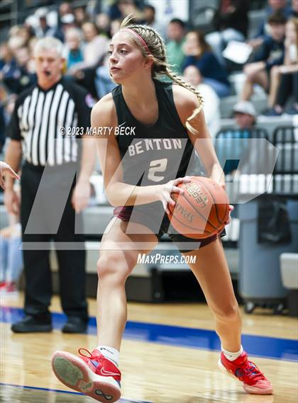 Thumbnail 3 in Helias vs Benton (Jefferson Bank Holiday Hoops) photogallery.