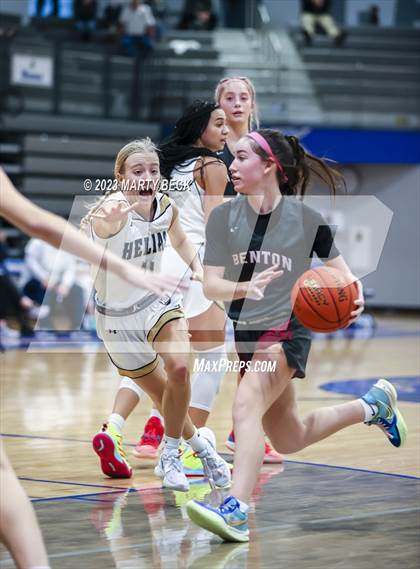 Thumbnail 1 in Helias vs Benton (Jefferson Bank Holiday Hoops) photogallery.