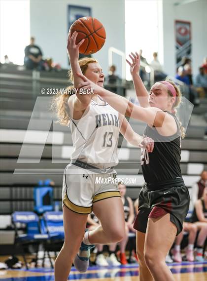 Thumbnail 3 in Helias vs Benton (Jefferson Bank Holiday Hoops) photogallery.
