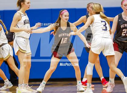 Thumbnail 1 in Helias vs Benton (Jefferson Bank Holiday Hoops) photogallery.
