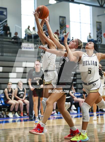 Thumbnail 1 in Helias vs Benton (Jefferson Bank Holiday Hoops) photogallery.