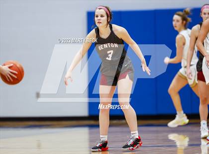 Thumbnail 1 in Helias vs Benton (Jefferson Bank Holiday Hoops) photogallery.