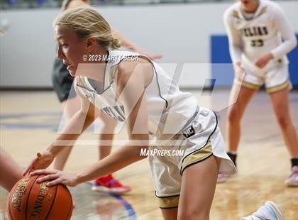 Thumbnail 1 in Helias vs Benton (Jefferson Bank Holiday Hoops) photogallery.