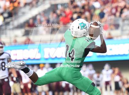 Thumbnail 3 in Providence Catholic vs. Lockport (Chicago Kick Off Classic) photogallery.