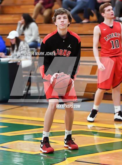 Thumbnail 1 in Liberty vs. Greenway (Judy Dixon Holiday Tournament) photogallery.