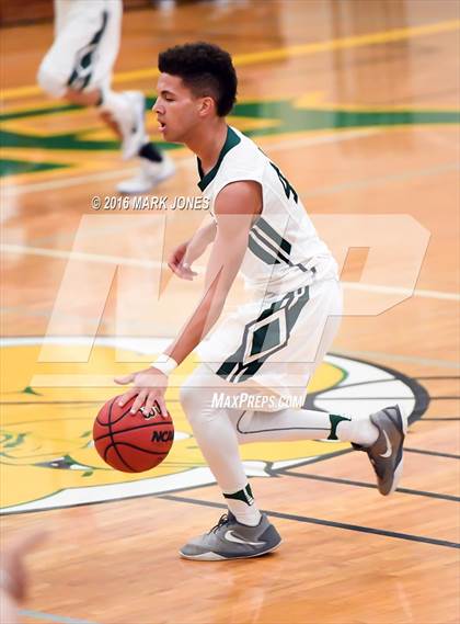 Thumbnail 2 in Liberty vs. Greenway (Judy Dixon Holiday Tournament) photogallery.