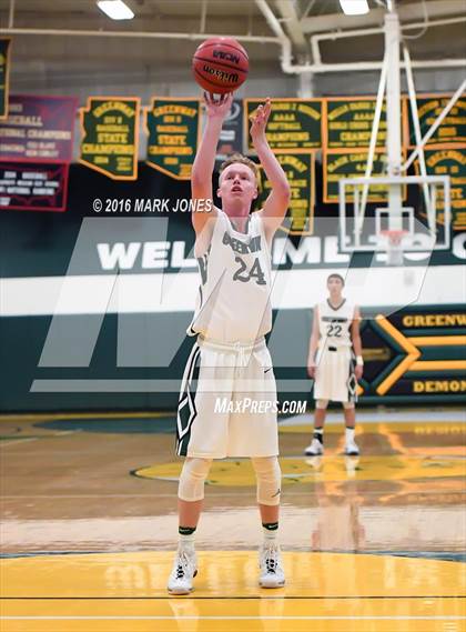 Thumbnail 3 in Liberty vs. Greenway (Judy Dixon Holiday Tournament) photogallery.