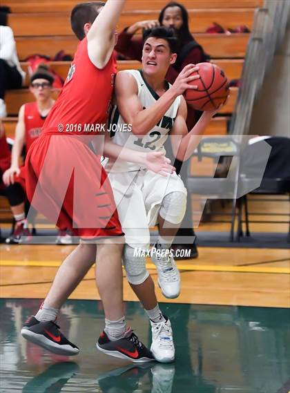 Thumbnail 2 in Liberty vs. Greenway (Judy Dixon Holiday Tournament) photogallery.
