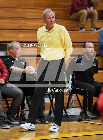 Thumbnail 2 in Liberty vs. Greenway (Judy Dixon Holiday Tournament) photogallery.