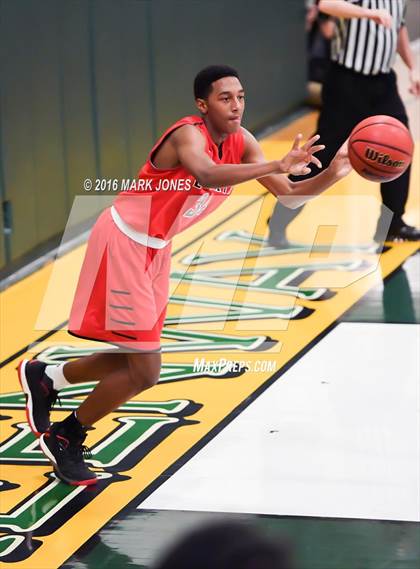 Thumbnail 1 in Liberty vs. Greenway (Judy Dixon Holiday Tournament) photogallery.