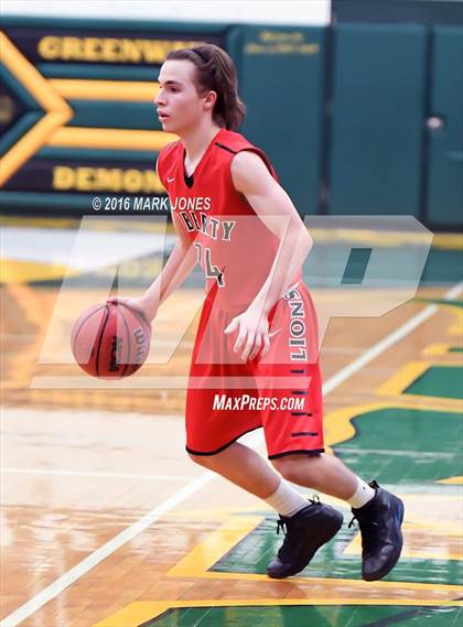 Thumbnail 2 in Liberty vs. Greenway (Judy Dixon Holiday Tournament) photogallery.