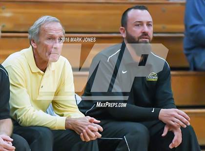 Thumbnail 2 in Liberty vs. Greenway (Judy Dixon Holiday Tournament) photogallery.